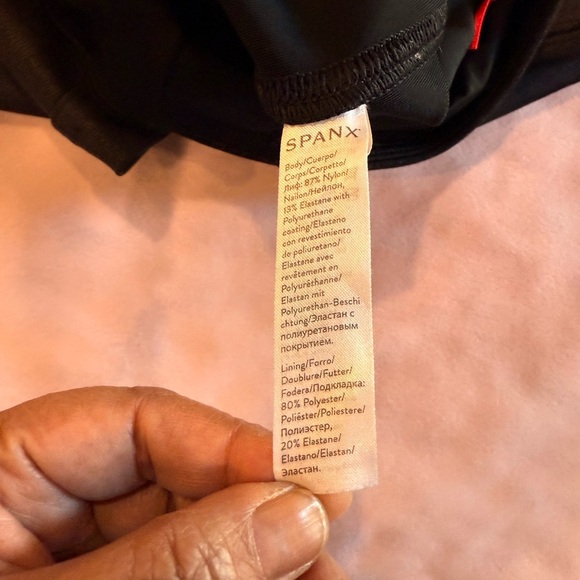 SPANX Black Faux Leather Leggings petite XS - Picture 4 of 11